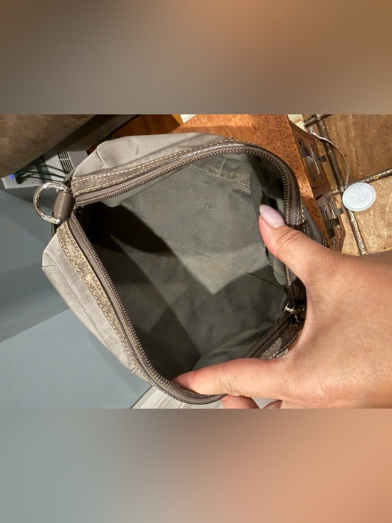 Coach Men's Gray Vintage Nylon Toiletry Bag with Brown leather trim
Accents - Picture 3 of 4